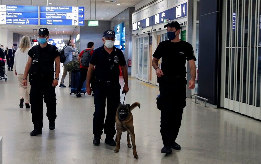 Israeli arrested at Greek airport over alleged million-euro scam ring